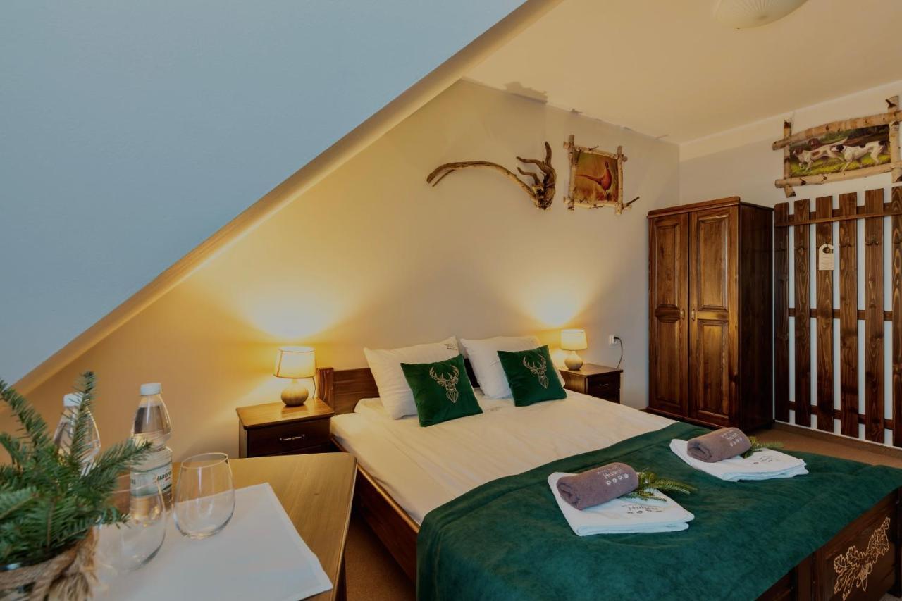 Bed & Breakfast Dworek Mysliwski Hubert-swietna Lokalizacja 50m Od Term Bania 3*
