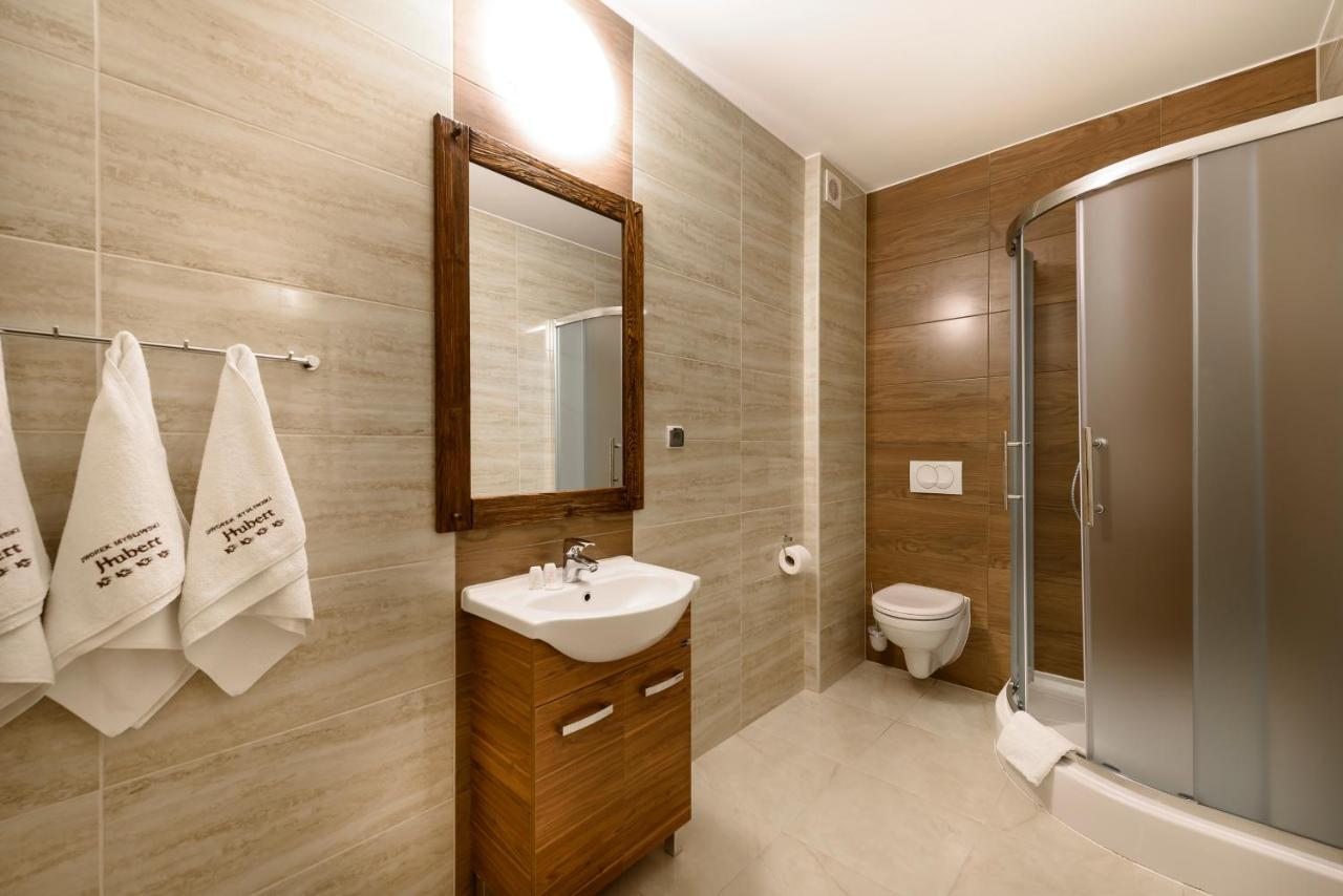 Dworek Mysliwski Hubert-swietna Lokalizacja 50m Od Term Bania Bed & Breakfast